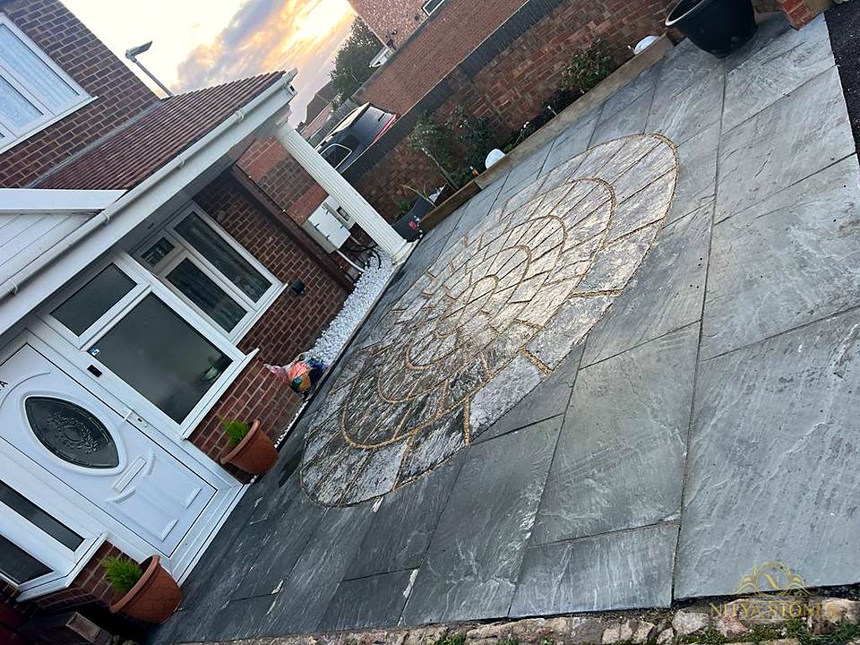 Kandla Grey 900×600